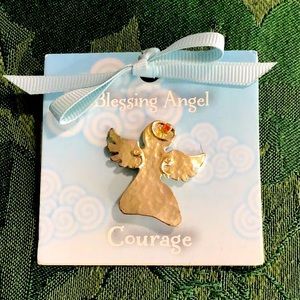 NWT Blessing Angel Courage Pin